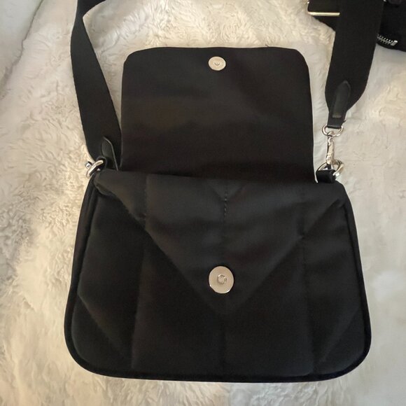 Karl Lagerfeld Paris Voyage Logo Black Quilted Crossbody Bag - Picture 13 of 16